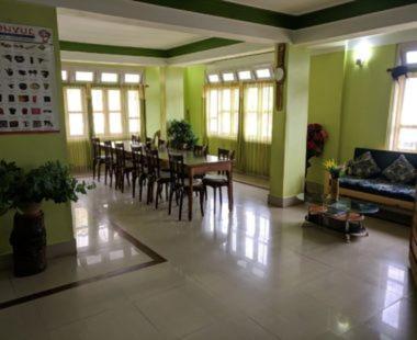 Hotel Mon Kyimojong Тауанг Екстериор снимка